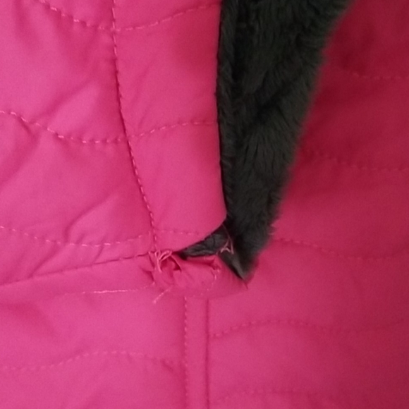 Vest - Picture 6 of 7